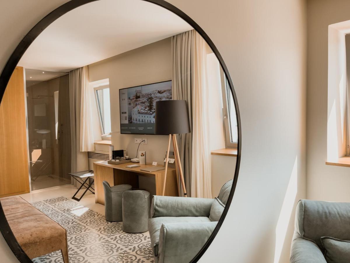 Ognissanti Restaurant Spa Hotel Rooftop Трани Екстериор снимка